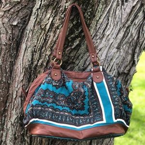 Boho-chic weekend duffle bag from Anthropologie